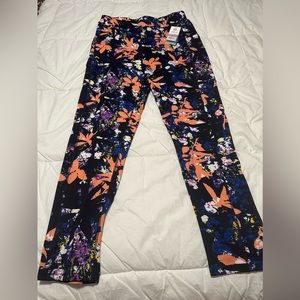 Brand new top fit leggings
